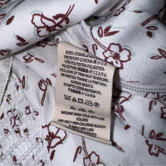 Free People White Floral Print Blouse Cream and Red Round Nech Sleeves size L - Picture 7 of 10